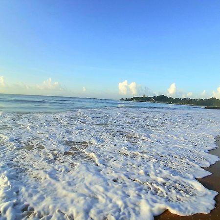 Sasagara Beach Villa タンガラ エクステリア 写真